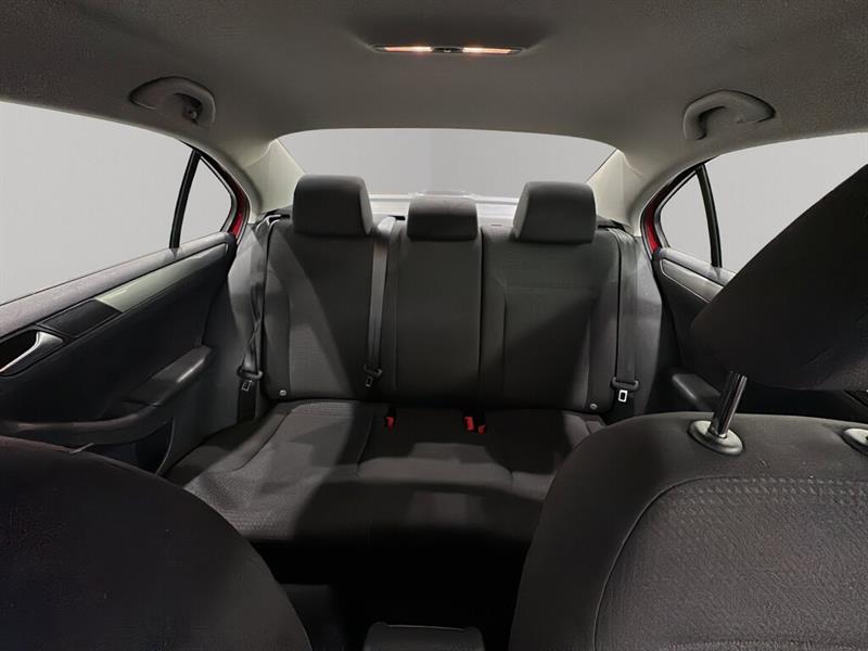 volkswagen Jetta Sedan 2017 - 22