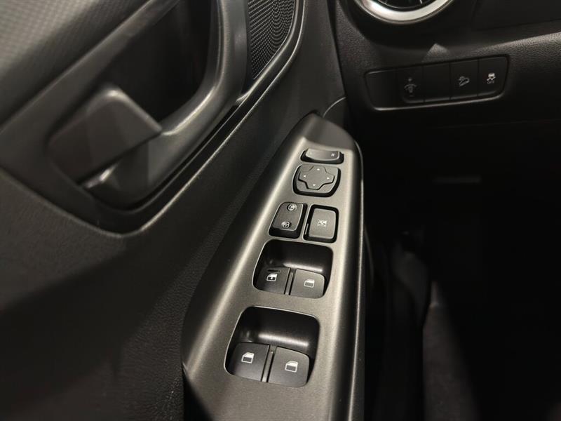 hyundai Kona 2023 - 21