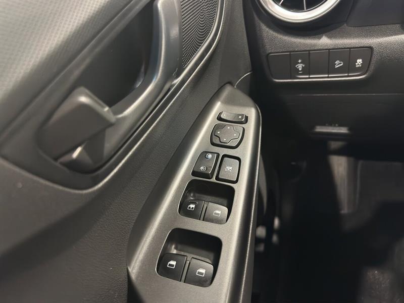 hyundai Kona 2022 - 21