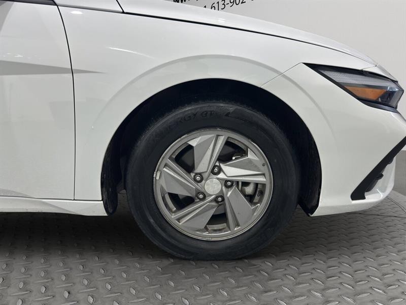 hyundai Elantra 2025 - 2