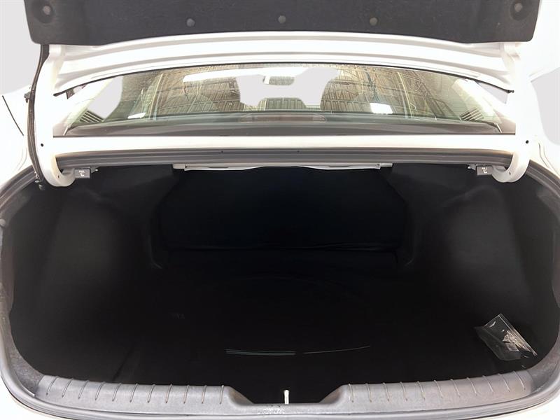 hyundai Elantra 2024 - 13