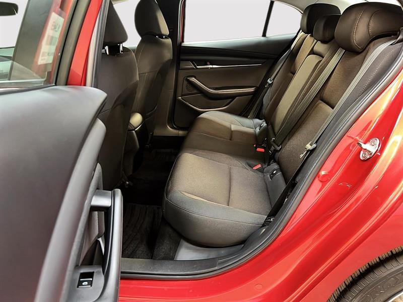 mazda Mazda3 2022 - 9