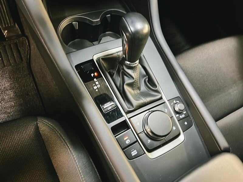 mazda Mazda3 2022 - 13