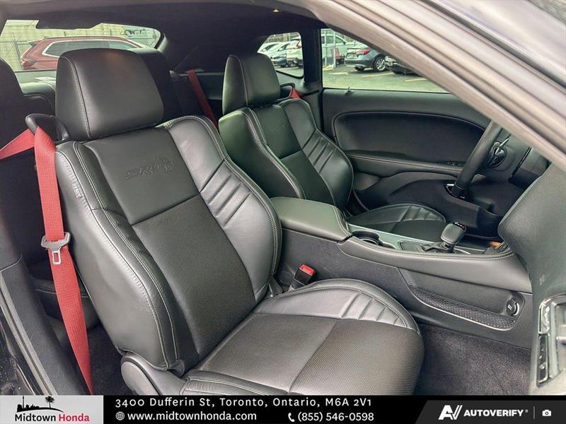 dodge Challenger 2017 - 26