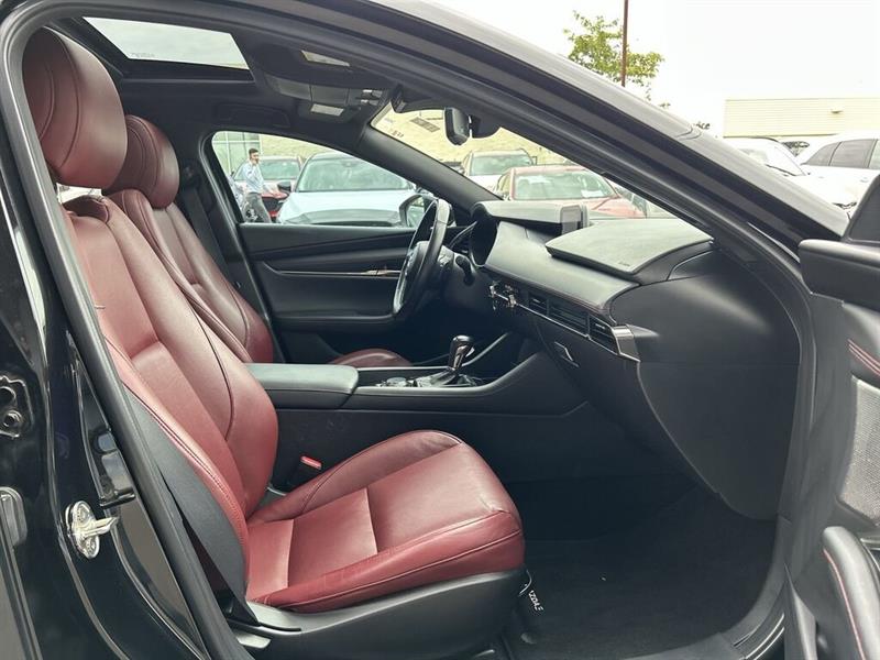 mazda Mazda3 Sport 2022 - 32