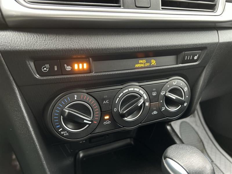 mazda Mazda3 2018 - 27