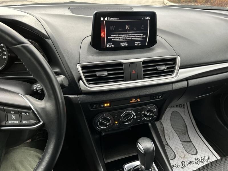 mazda Mazda3 2018 - 29