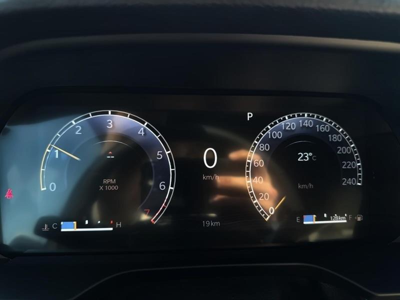 jeep Grand Cherokee 2025 - 10