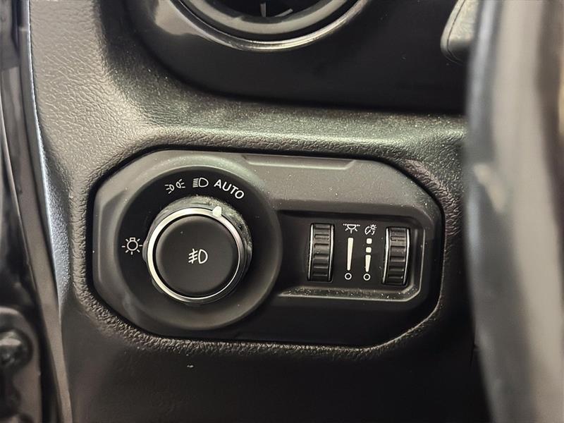 jeep Wrangler 2022 - 13