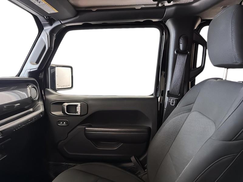 jeep Wrangler 2022 - 27