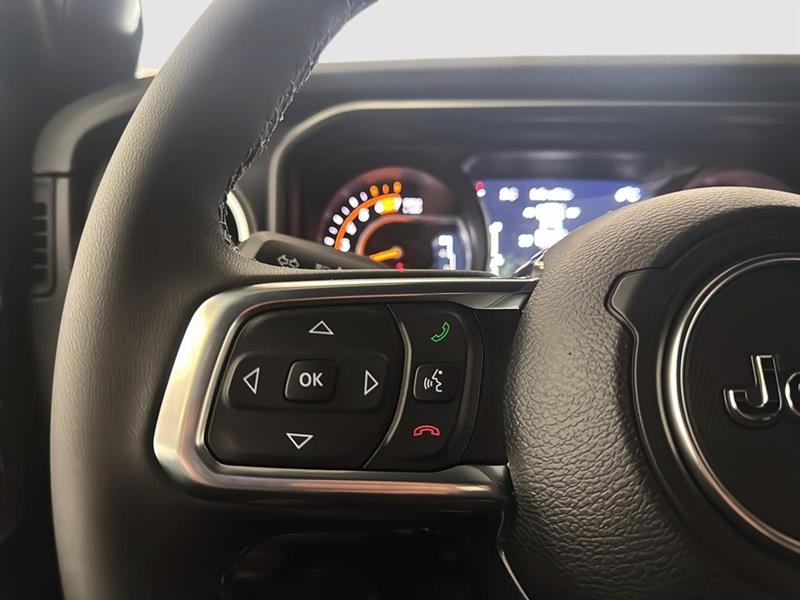 jeep Wrangler 2026 - 25