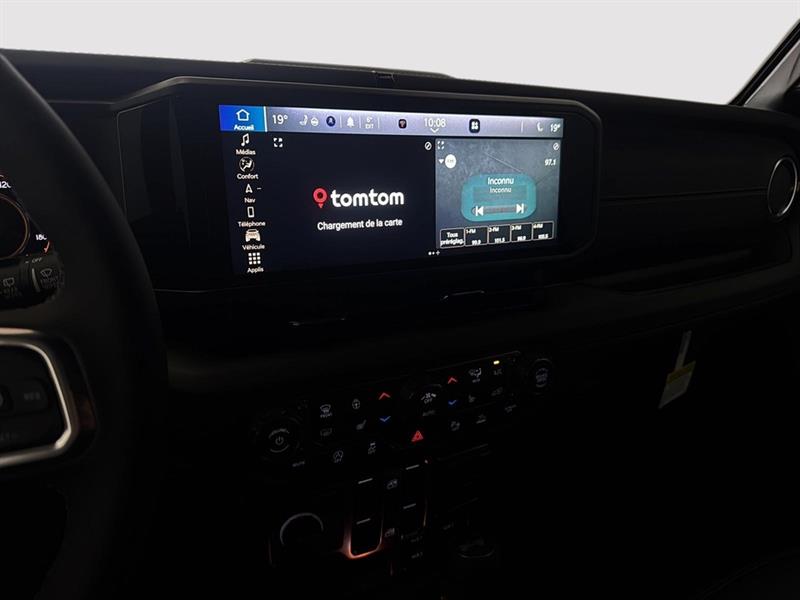 jeep Wrangler 2026 - 27