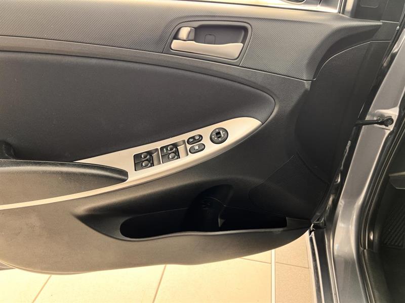 hyundai Accent 2017 - 16