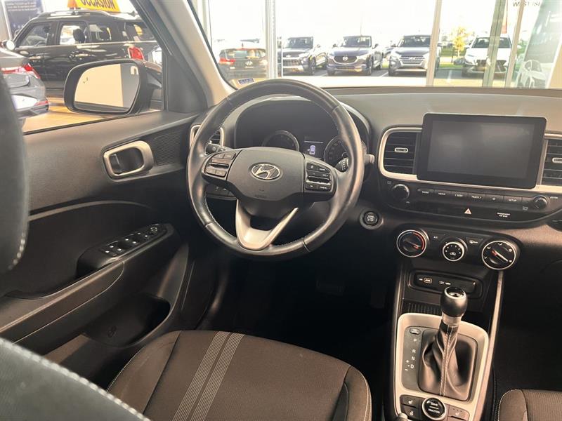 hyundai Venue 2022 - 12