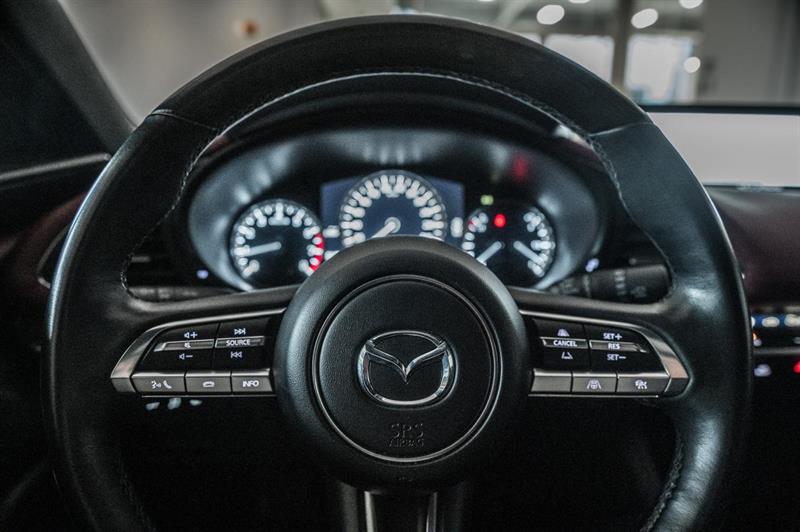 mazda Mazda3 Sport 2023 - 17