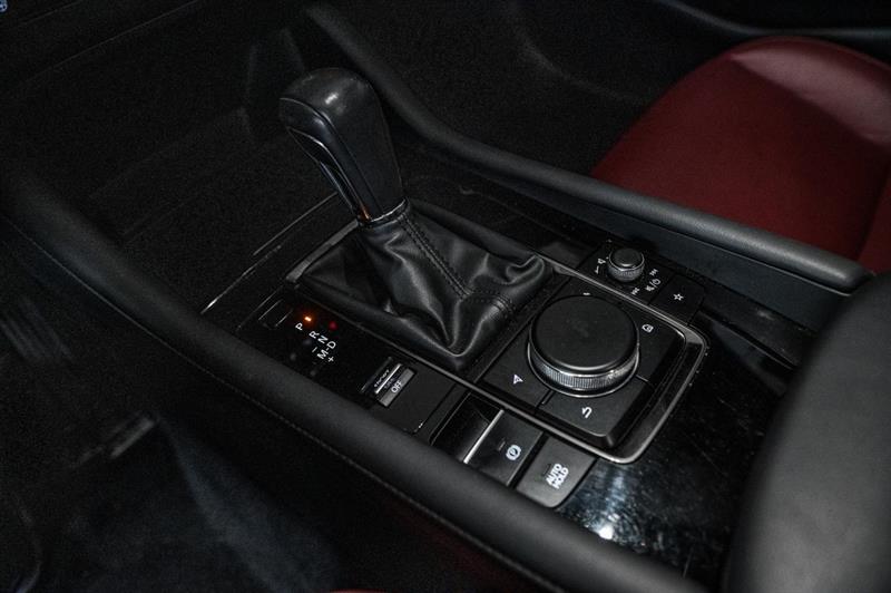 mazda Mazda3 Sport 2023 - 26