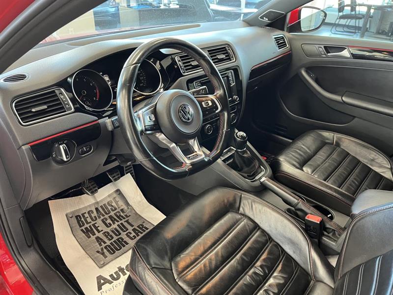 volkswagen Jetta 2017 - 12