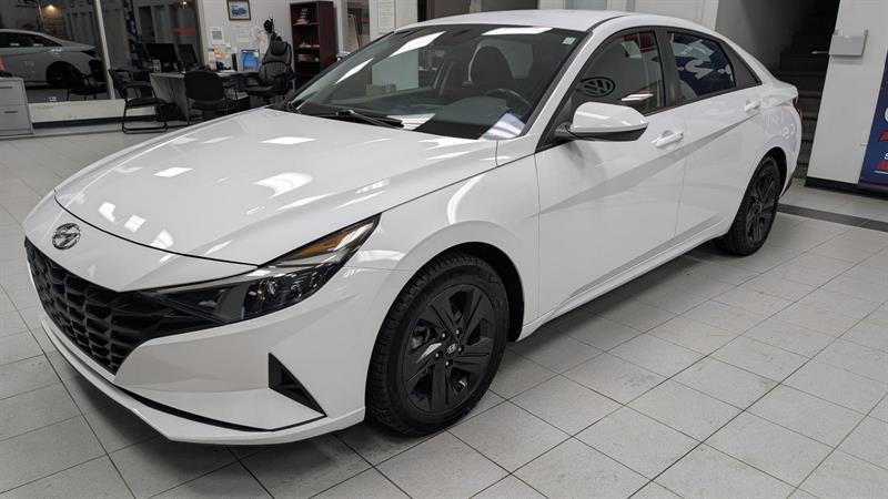 hyundai Elantra Hybrid 2022