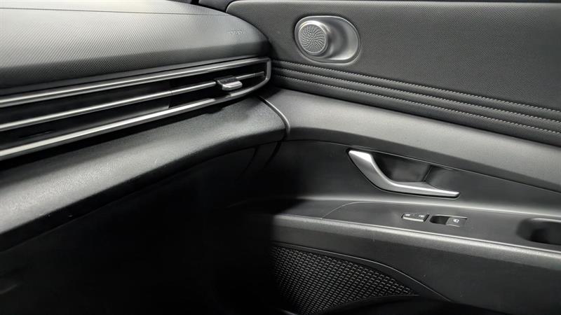 hyundai Elantra Hybrid 2022 - 18