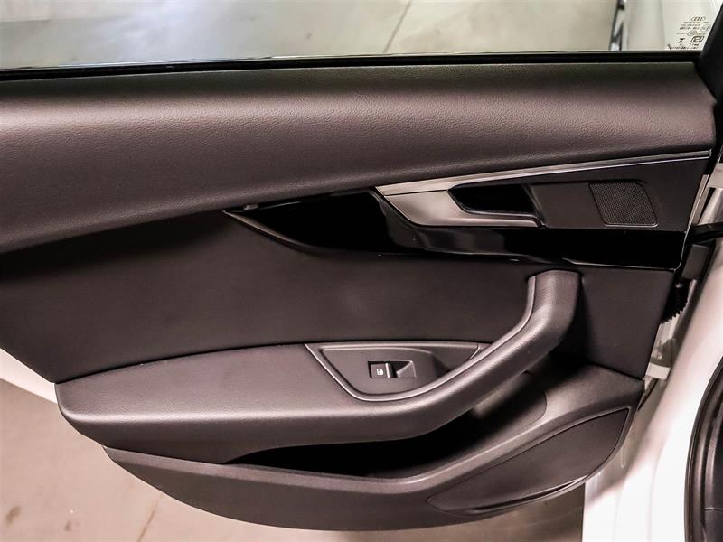 audi berline A4 2025 - 13