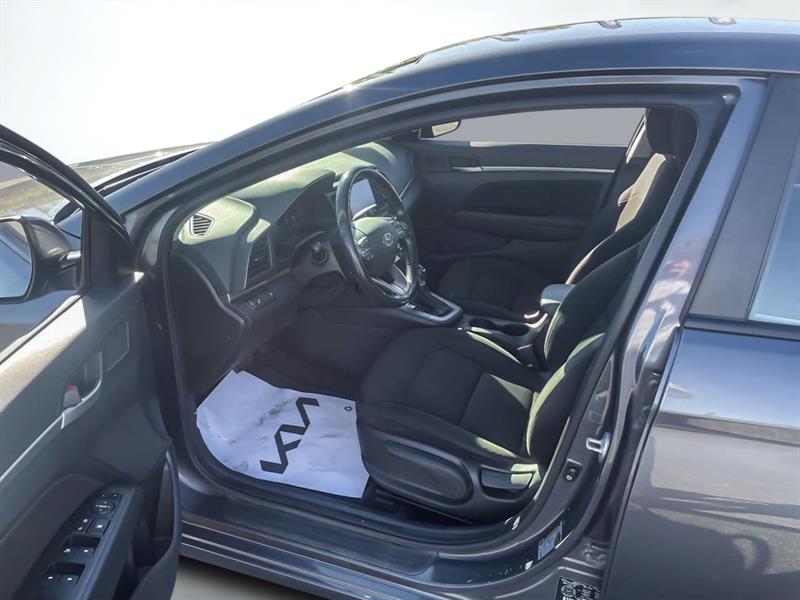 hyundai Elantra 2019 - 11