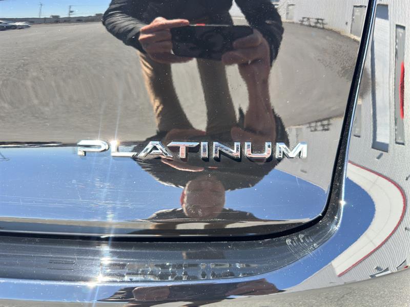 toyota Crown 2023 - 10