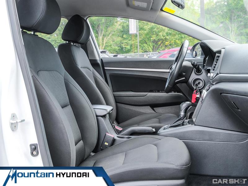 hyundai Elantra 2020 - 13