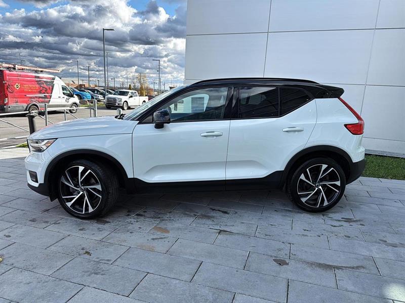 volvo XC40 2022 - 2