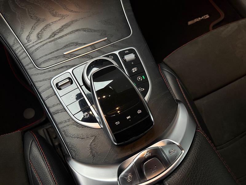 mercedes-benz AMG C 43 2019 - 24