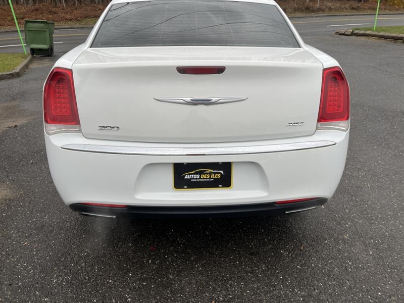 chrysler 300 2017 - 13