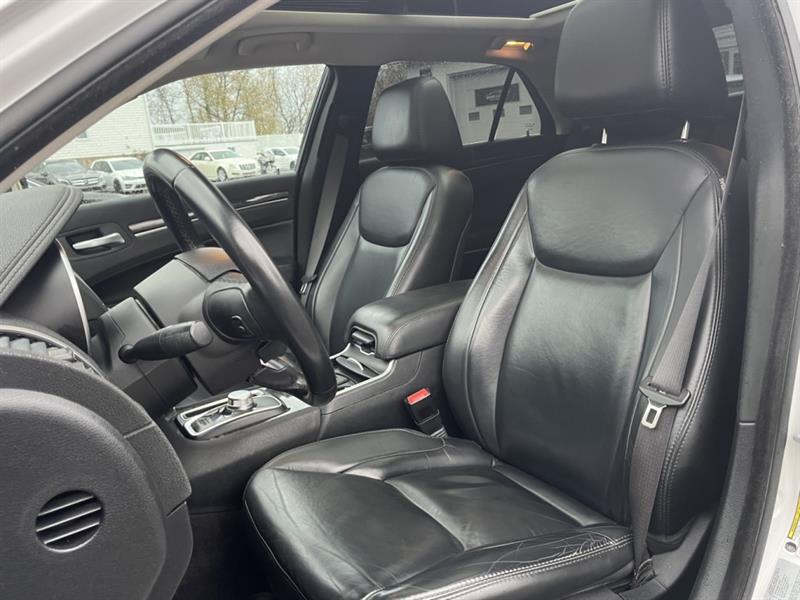 chrysler 300 2017 - 17