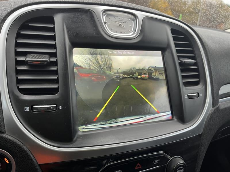 chrysler 300 2017 - 23