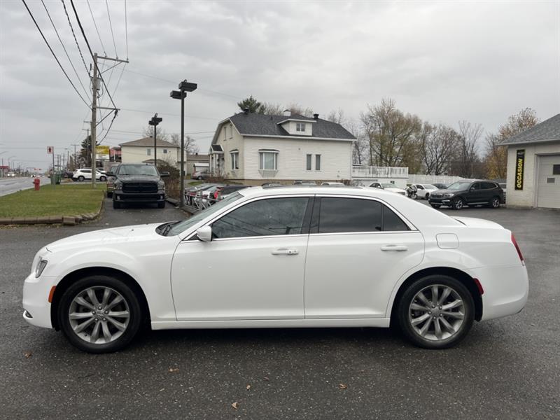 chrysler 300 2017 - 29