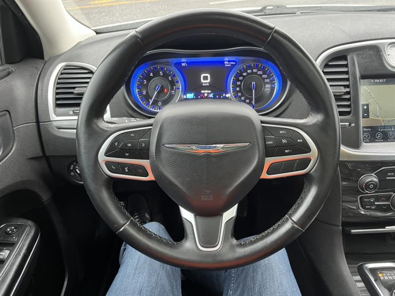 chrysler 300 2017 - 30