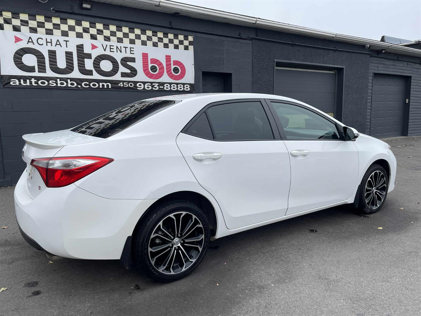 toyota Corolla 2015 - 2