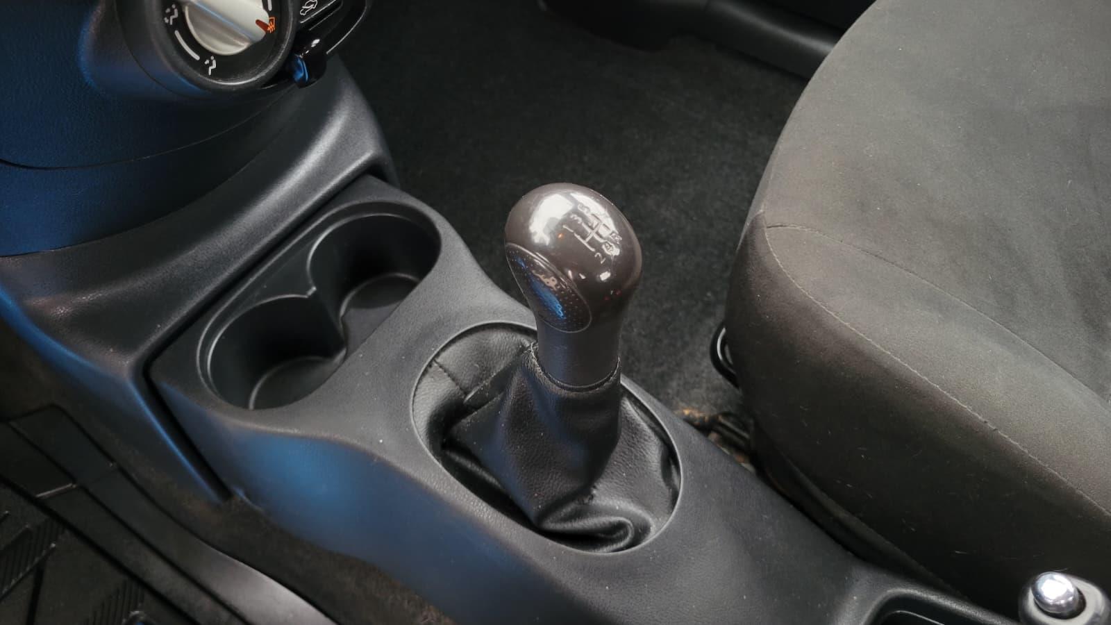 nissan Micra 2015 - 9