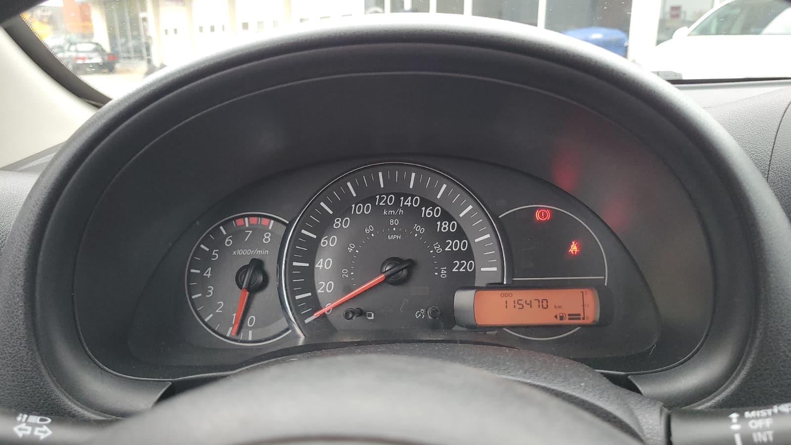 nissan Micra 2015 - 11