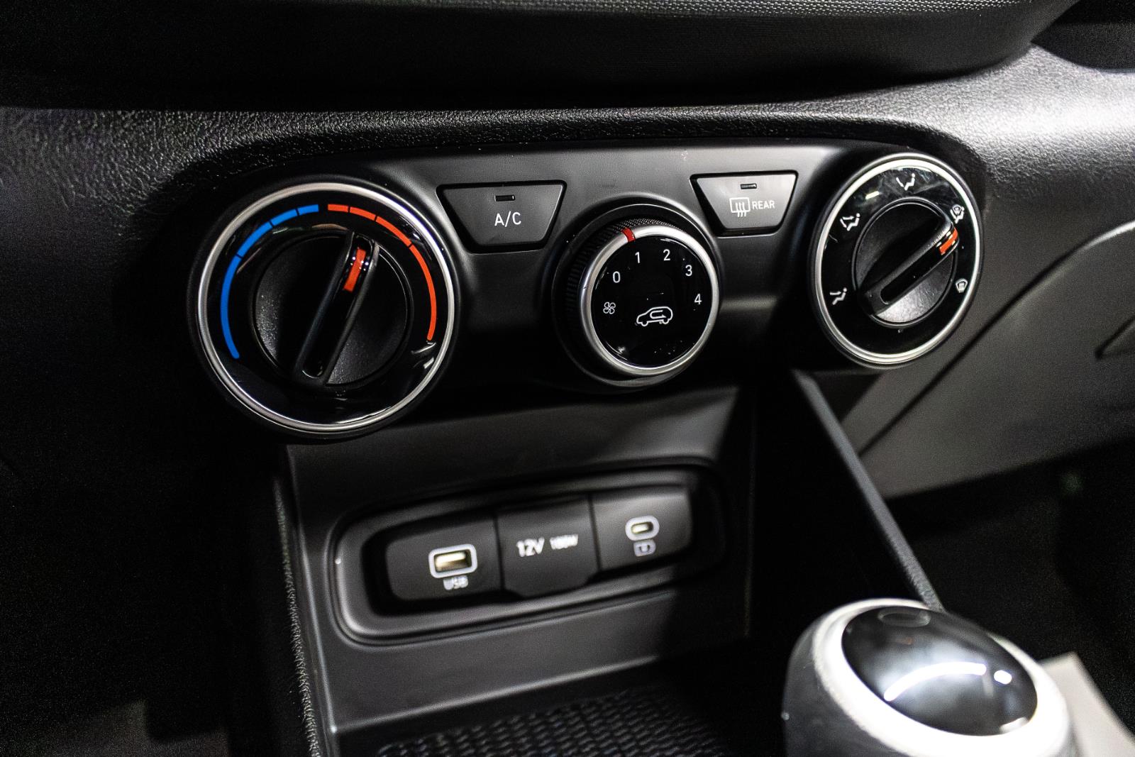 hyundai Venue 2023 - 15