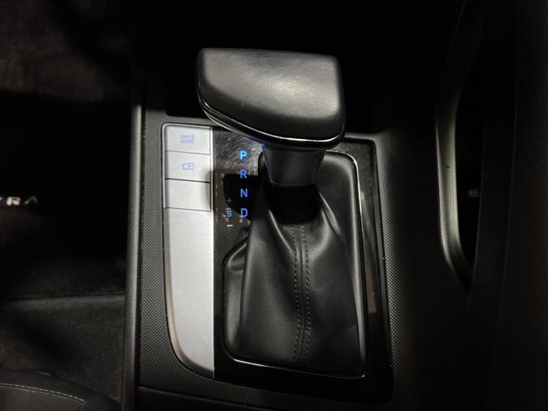 hyundai Elantra 2021 - 25