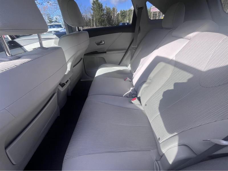 toyota Venza 2011 - 16