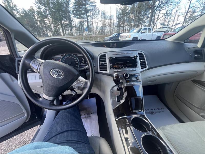 toyota Venza 2011 - 19