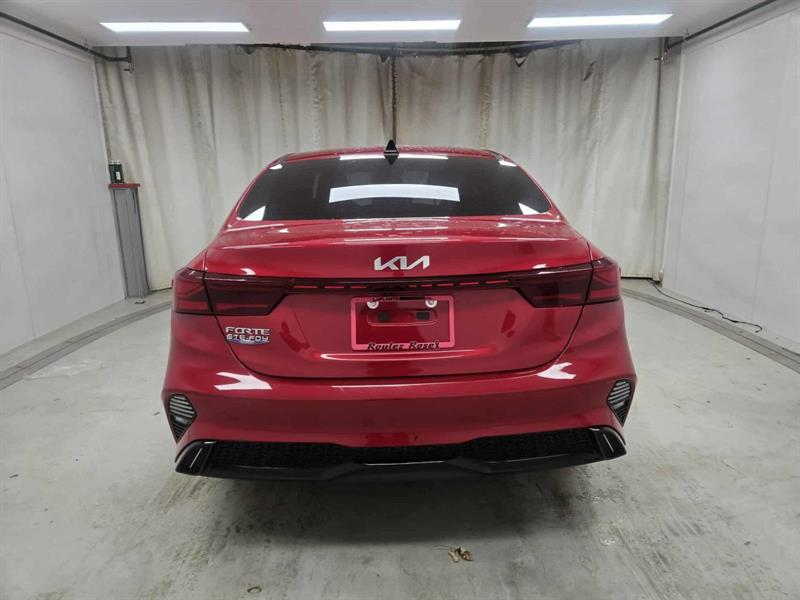 kia Forte Gt Line 2022 - 8