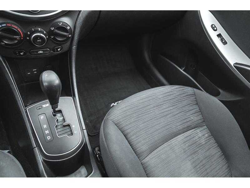 hyundai Accent 2016 - 32