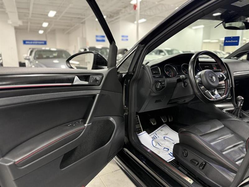 volkswagen Golf GTI 2017 - 9
