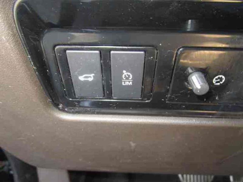 jaguar F-PACE 2019 - 13