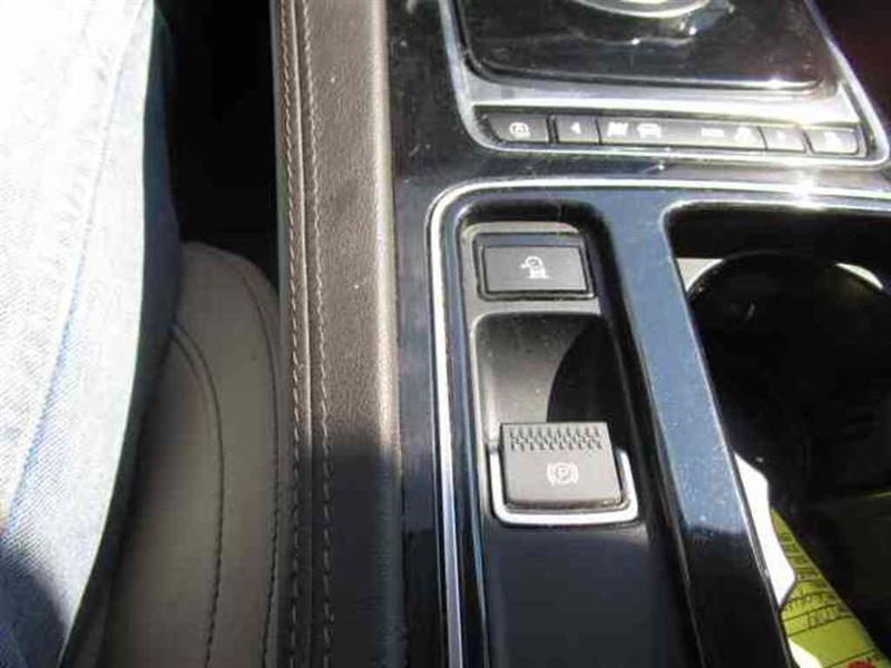 jaguar F-PACE 2019 - 22