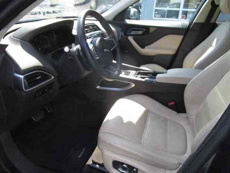 jaguar F-PACE 2019 - 26