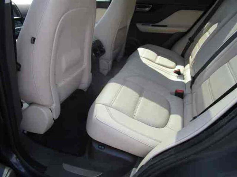 jaguar F-PACE 2019 - 27