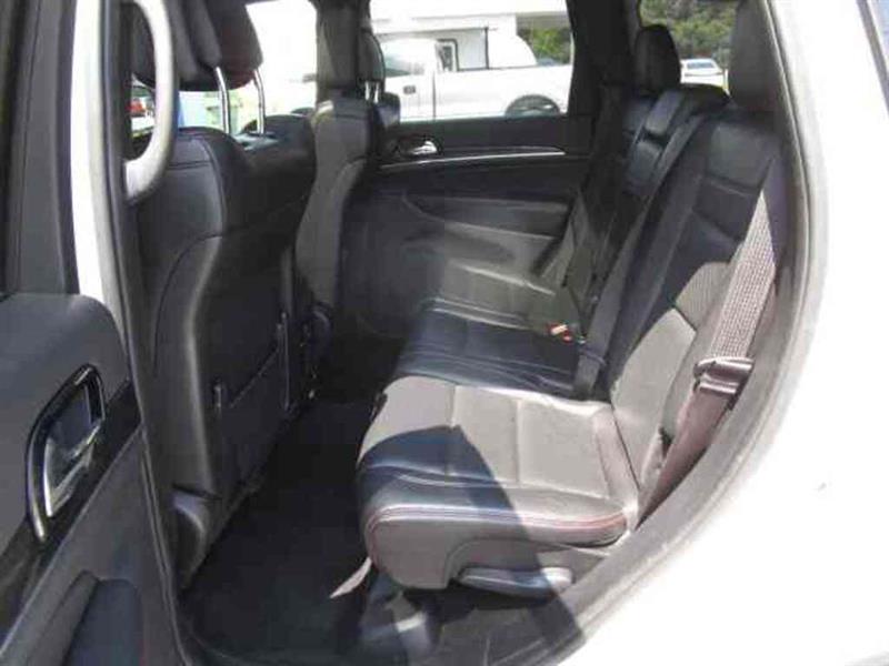 jeep Grand Cherokee 2020 - 32