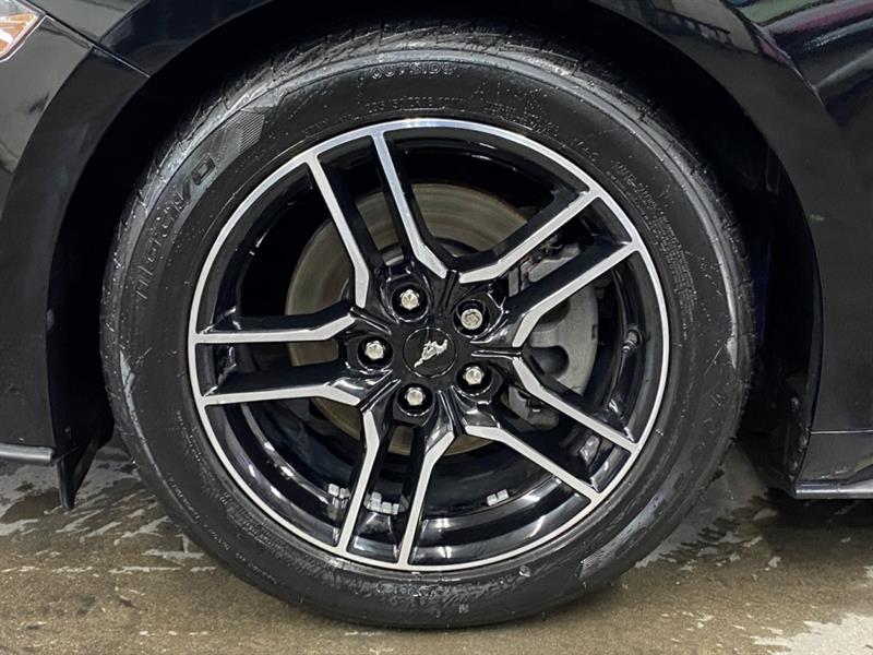 ford Mustang 2020 - 12